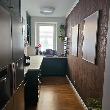 Wojciecha 9b 1 - Srodmiescie 70m2 Parter * Gdynia