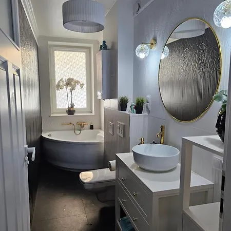 Wojciecha 9b 1 - Srodmiescie 70m2 Parter * Gdynia