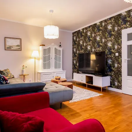 Wojciecha 9b 1 - Srodmiescie 70m2 Parter Lägenhet Gdynia