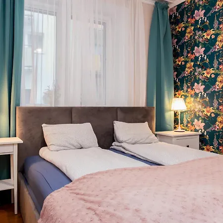 Wojciecha 9b 1 - Srodmiescie 70m2 Parter Gdynia